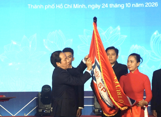 Phó thủ tướng: Trường sư phạm góp phần định hình tương lai của cả nền giáo dục - Ảnh 2.