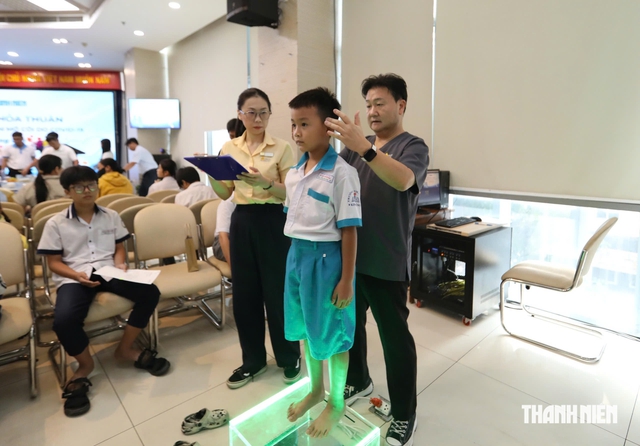 Hơn 2,4 tỉ đồng bảo trợ trẻ mồ côi- Ảnh 14.