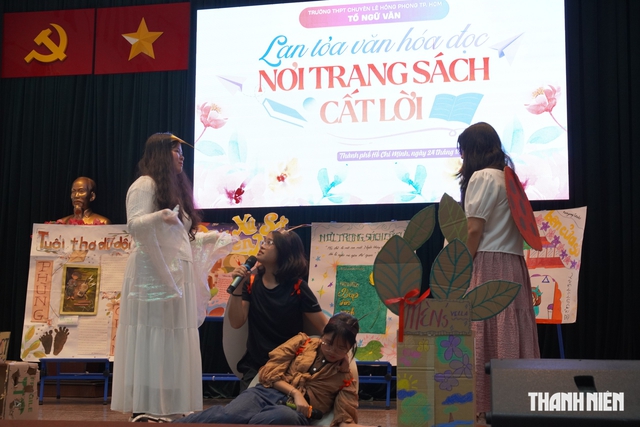 Học sinh trường chuyên trải nghiệm và lan tỏa văn hóa đọc - Ảnh 1.