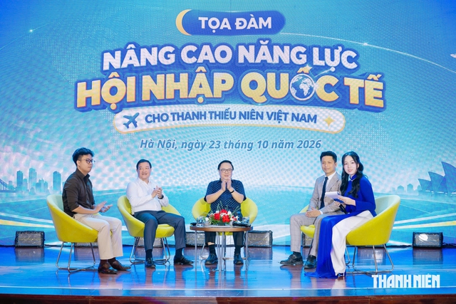 Kiến tạo môi trường để thanh niên sử dụng ngoại ngữ

- Ảnh 3.