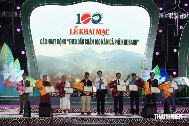 100 năm cà phê Khe Sanh: Kể câu chuyện hòa bình bằng hương vị cà phê- Ảnh 3.