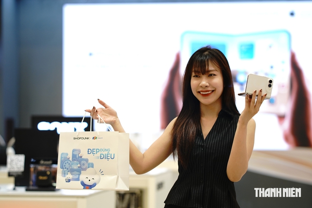 Lý do iPhone Duo có giá cao tại Việt Nam - Ảnh 2.