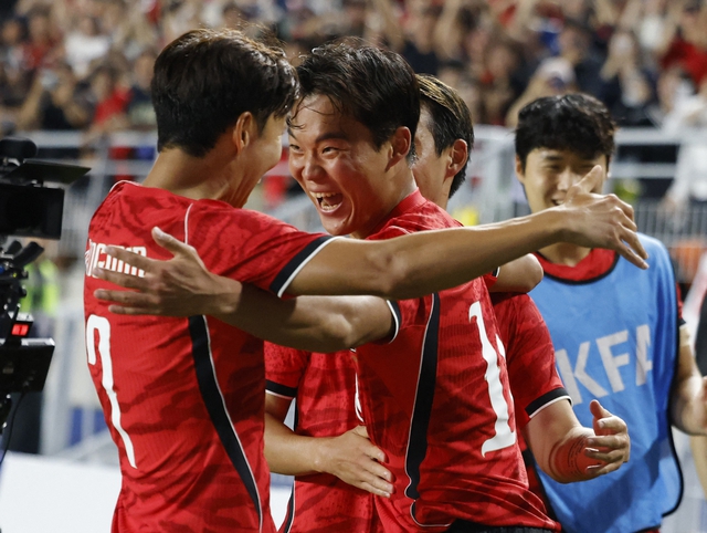 Lịch thi đấu chi tiết bảng E Asian Cup 2027 mới nhất: Việt Nam kh&ocirc;ng phải đ&aacute; đ&ecirc;m bất kỳ trận n&agrave;o- Ảnh 3.