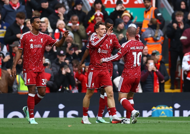 Bảng xếp hạng Ngoại hạng Anh mới nhất: Liverpool vào tốp 4, M.U rơi xuống thứ 16- Ảnh 1.