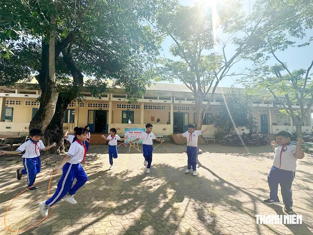 Làm gì để khôi phục đạo đức học đường? - Ảnh 1.
