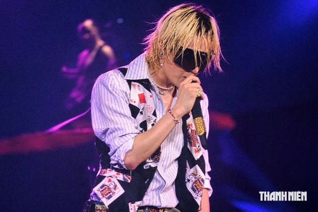 G-Dragon đập vỡ đ&agrave;n, duy t&igrave;nh y&ecirc;u BigBang l&agrave; lu&ocirc;n nguy&ecirc;n vẹn- Ảnh 4.