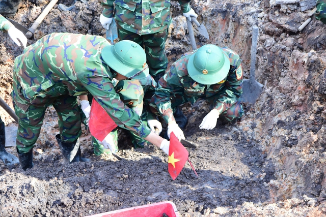 Quy tập 111 hài cốt liệt sĩ trong đợt tìm kiếm thứ 2 tại Lê Thị Riêng - Ảnh 1.