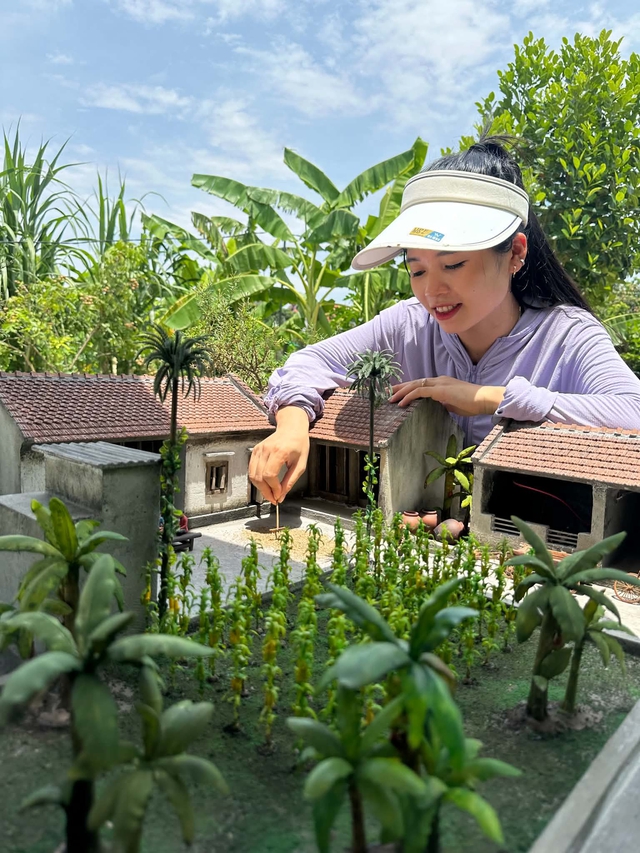 Cô gái 27 tuổi làm mô hình nhà cổ từ những ngôi nhà đã biến mất - Ảnh 4.