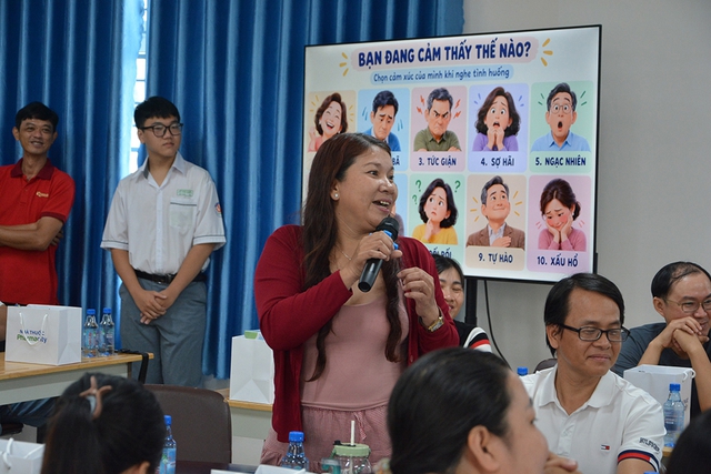 Khi con đến tuổi yêu, cha mẹ nên làm gì thay vì cấm đoán ? - Ảnh 2.