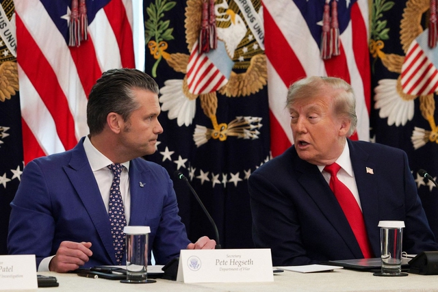 Qu&acirc;n đội Mỹ đ&atilde; chuẩn bị tấn c&ocirc;ng lớn v&agrave;o Iran nếu &ocirc;ng Trump ra lệnh? - Ảnh 1.