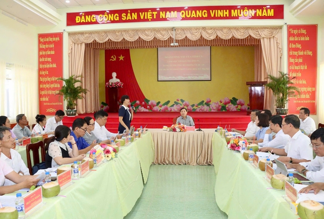 Làng hoa hơn 70 năm tuổi ở miền Tây tìm hướng đi mới- Ảnh 2.