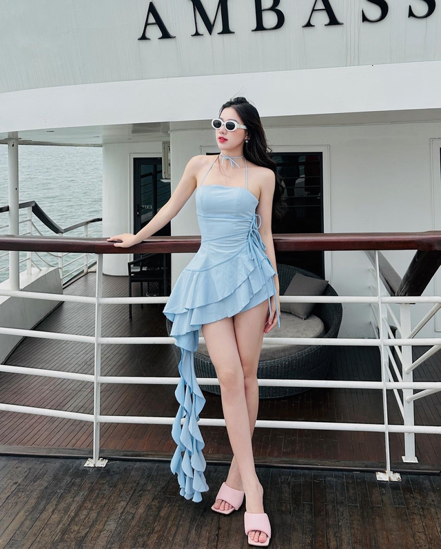 Đi gi&agrave;y mũi vu&ocirc;ng thoải m&aacute;i m&agrave; vẫn n&acirc;ng tầm thần th&aacute;i - Ảnh 5.
