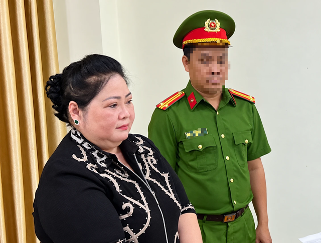 Bắt nữ gi&aacute;m đốc để điều tra lừa đảo hơn 34,8 tỉ đồng ở C&agrave; Mau - Ảnh 1.