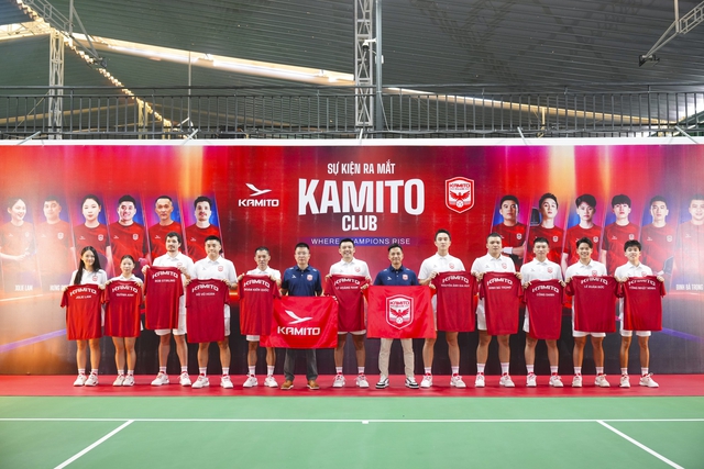 Lý Hoàng Nam sát cánh cùng tượng đài bóng bàn Việt Nam ở Kamito Pickleball Club- Ảnh 1.
