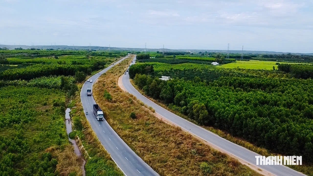 Vận động người d&acirc;n TP.HCM nhận tiền b&agrave;n giao mặt bằng nhiều c&ocirc;ng tr&igrave;nh trọng điểm - Ảnh 3.