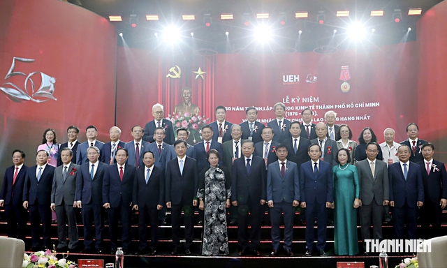 Tổng Bí thư, Chủ tịch nước: Chất lượng đào tạo phải được khẳng định bằng sự trưởng thành và đóng góp của người tốt nghiệp- Ảnh 3.