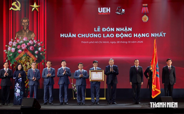 Tổng Bí thư, Chủ tịch nước: Chất lượng đào tạo phải được khẳng định bằng sự trưởng thành và đóng góp của người tốt nghiệp- Ảnh 4.