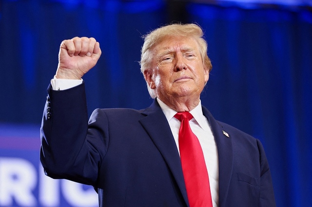 Động th&aacute;i mới của &ocirc;ng Trump trước bầu cử giữa kỳ - Ảnh 1.