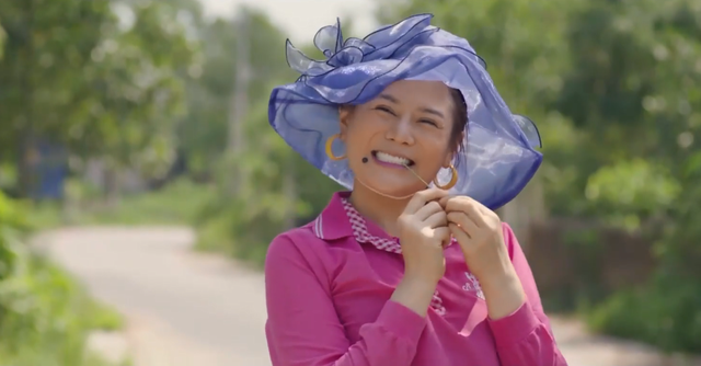 Nữ diễn viên là thạc sĩ, bán bánh rán trên phim - Ảnh 1.