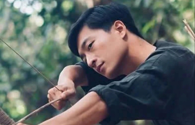 'Giao điểm sinh tử' đưa 'Cuộc truy tầm kho vũ kh&iacute;' của nh&agrave; văn Đo&agrave;n Giỏi l&ecirc;n m&agrave;n ảnh - Ảnh 5.