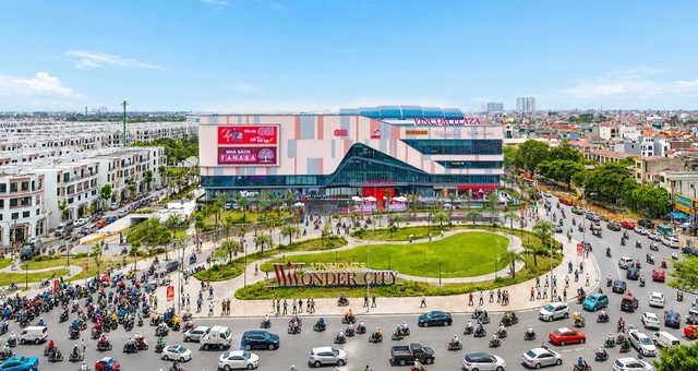 Vincom Retail đạt lợi nhuận hơn 4.730 tỉ đồng trong 9 tháng đầu năm- Ảnh 1.