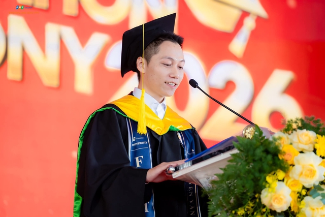 Thủ khoa tốt nghiệp sớm một năm, trở thành kỹ sư AI từ khi còn đi học - Ảnh 1.