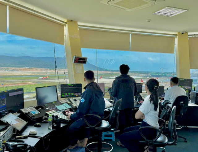 38 chuyến bay 'mở hàng' đường băng số 2 mới toanh tại sân bay Phú Quốc- Ảnh 2.