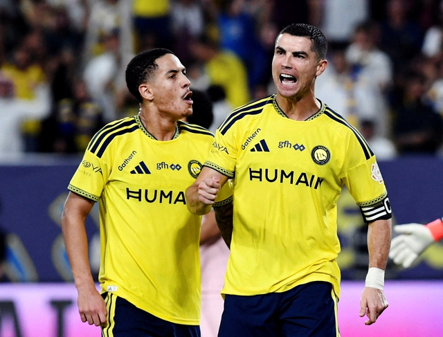 Ronaldo khiêm tốn sau cú hat-trick lịch sử thứ 67 trong sự nghiệp ở tuổi 41- Ảnh 1.
