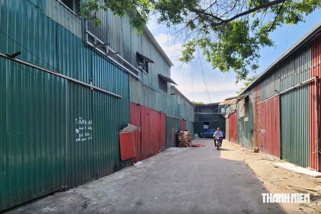 Hà Nội mạnh tay xử công trình vi phạm sau cảnh báo dấu hiệu 'bảo kê'- Ảnh 2.