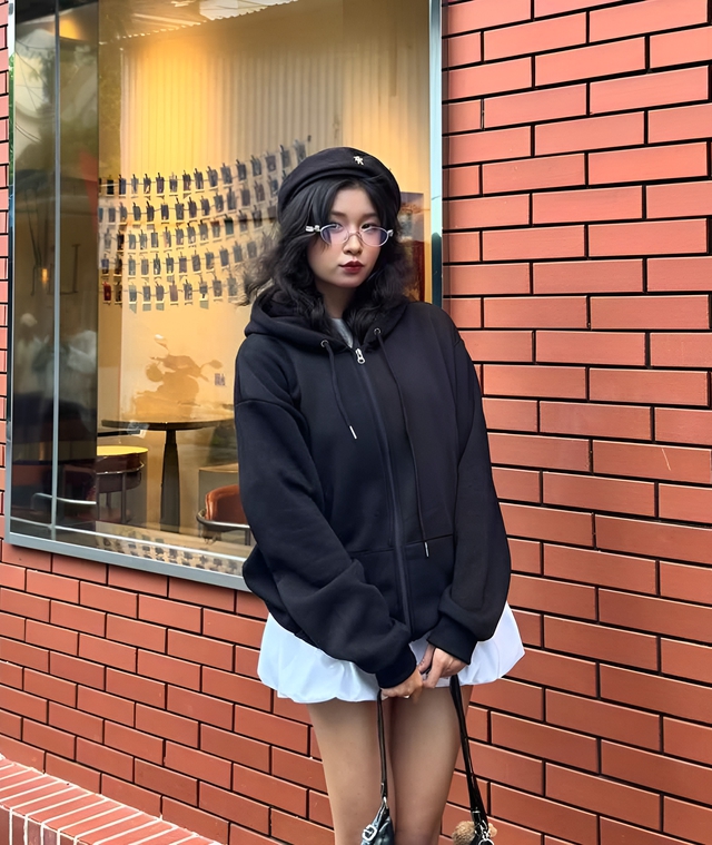 Không chỉ để mặc ấm, áo hoodie zip còn có thể mặc sành điệu - Ảnh 8.