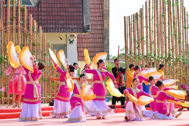 Hà Nội lần đầu tổ chức "Ngày Văn hóa Việt Nam", kết nối 10 tỉnh, thành phố - Ảnh 3.