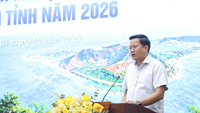 Chủ tịch UBND tỉnh Quảng Ngãi phê bình 17 chủ tịch UBND xã vì thiếu nghiêm túc trong dự hội nghị- Ảnh 2.