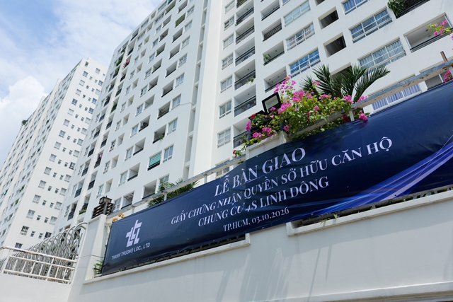 Sau hơn 10 năm chờ đợi, cư dân chung cư 4S Linh Đông được cấp sổ hồng- Ảnh 2.