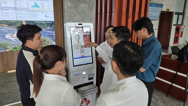 Cà Mau nối dữ liệu, hướng tới giải quyết hồ sơ tốt hơn cho người dân - Ảnh 3.