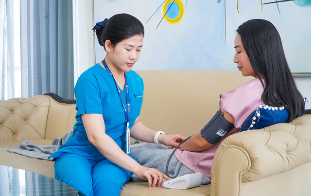 Bernard Healthcare triển khai dịch vụ y tế từ xa v&agrave; chăm s&oacute;c tại nh&agrave; - Ảnh 1.