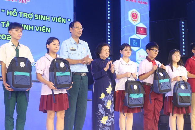 Dự &aacute;n Ươm mầm tương lai đ&atilde; trao cho em niềm tin v&agrave; hy vọng - Ảnh 1.