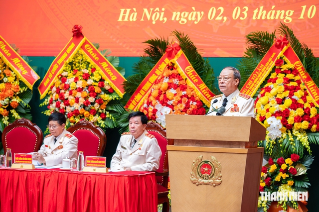 Thượng tướng Lê Quý Vương tái đắc cử chức Chủ tịch Hội Cựu Công an nhân dân- Ảnh 2.