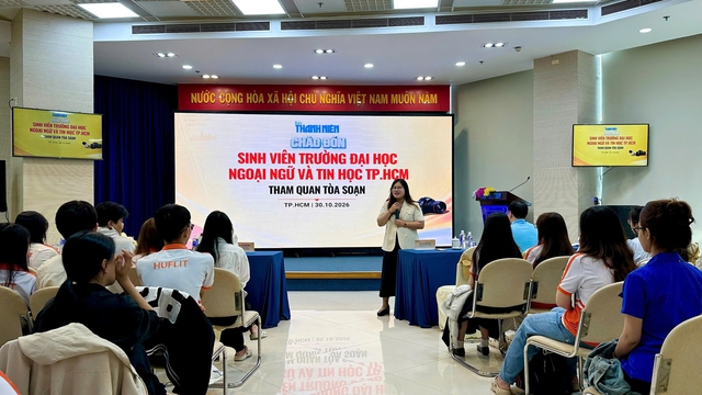 Sinh viên HUFLIT khám phá nhiều nghiệp vụ khi tham quan Báo Thanh Niên - Ảnh 3.