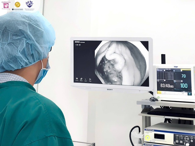 37 tuổi, táo bón xen tiêu lỏng nhiều tháng mới phát hiện ung thư đại trực tràng - Ảnh 2.
