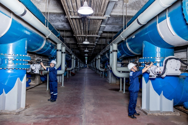 Để dòng nước sạch không gián đoạn, SAWACO nâng sức bền hệ thống cấp nước - Ảnh 1.