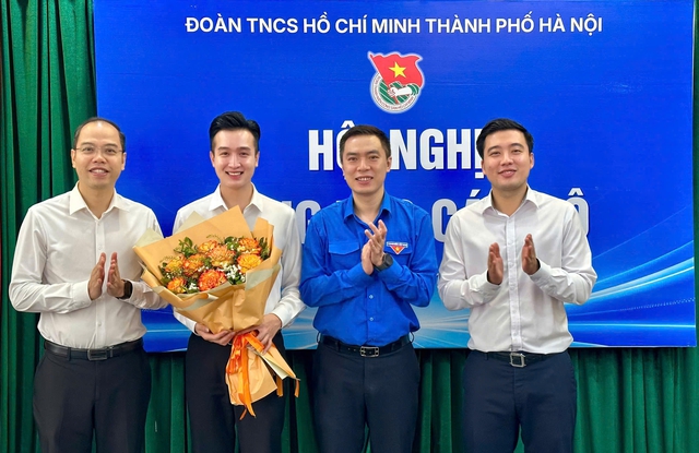 Thành đoàn Hà Nội kiện toàn nhân sự giữ chức Chủ tịch Hội đồng Đội - Ảnh 2.