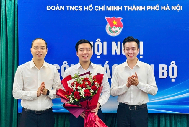 Thành đoàn Hà Nội kiện toàn nhân sự giữ chức Chủ tịch Hội đồng Đội - Ảnh 1.