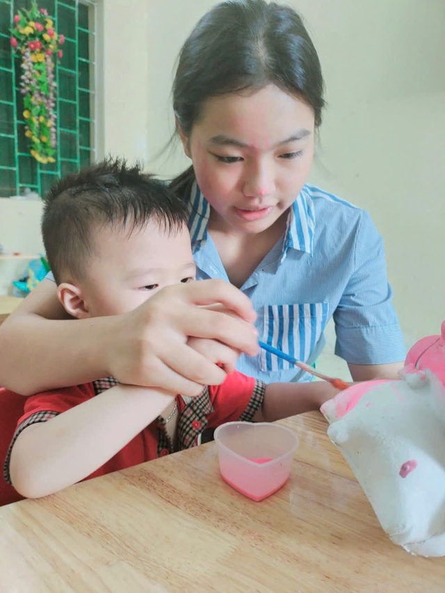 Người mẹ của những 'siêu nhân nhí'- Ảnh 3.