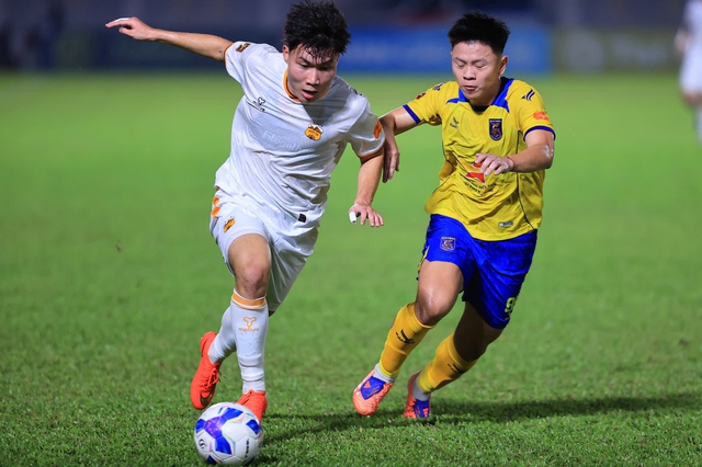 'Hiện tượng' CLB Bắc Ninh khiến V-League rực lửa và đáng xem hơn: Người tài Foiani- Ảnh 1.