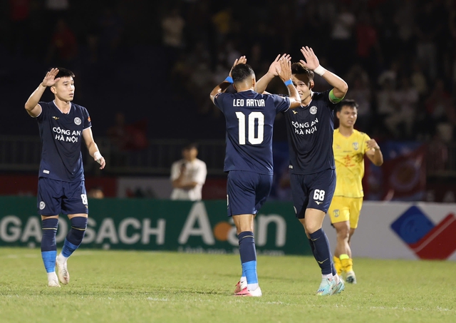 Bảng xếp hạng mới nhất V-League: Nam Định leo tốp 1, CLB TP.Đồng Nai vẫn dưới đáy, Thể Công Viettel thứ 12- Ảnh 2.