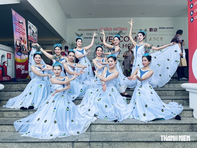 Ăn, chơi, mua sắm hết ga tại Hội chợ Từ thiện Quốc tế 2026 - Ảnh 2.