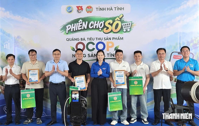 Tuổi trẻ Hà Tĩnh mở 'phiên chợ số' quảng bá, tiêu thụ sản phẩm OCOP- Ảnh 2.