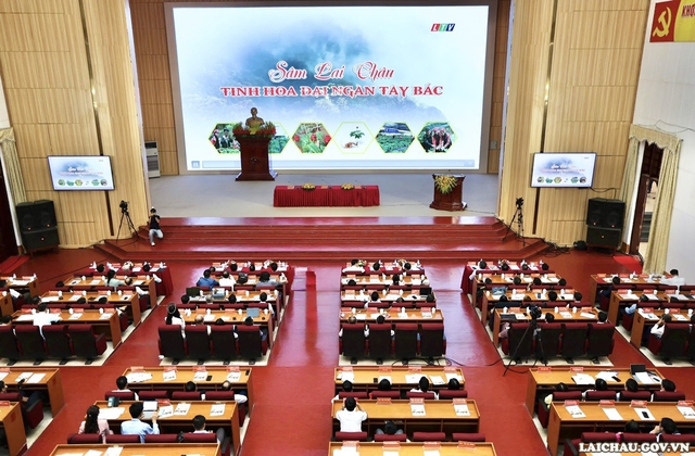 Giữa 'loạn' thị trường, t&igrave;m hướng đi cho s&acirc;m Lai Ch&acirc;u - Ảnh 2.