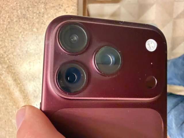 iPhone 18 Pro mới mua đã xuất hiện dấu hiệu đổi màu - Ảnh 1.
