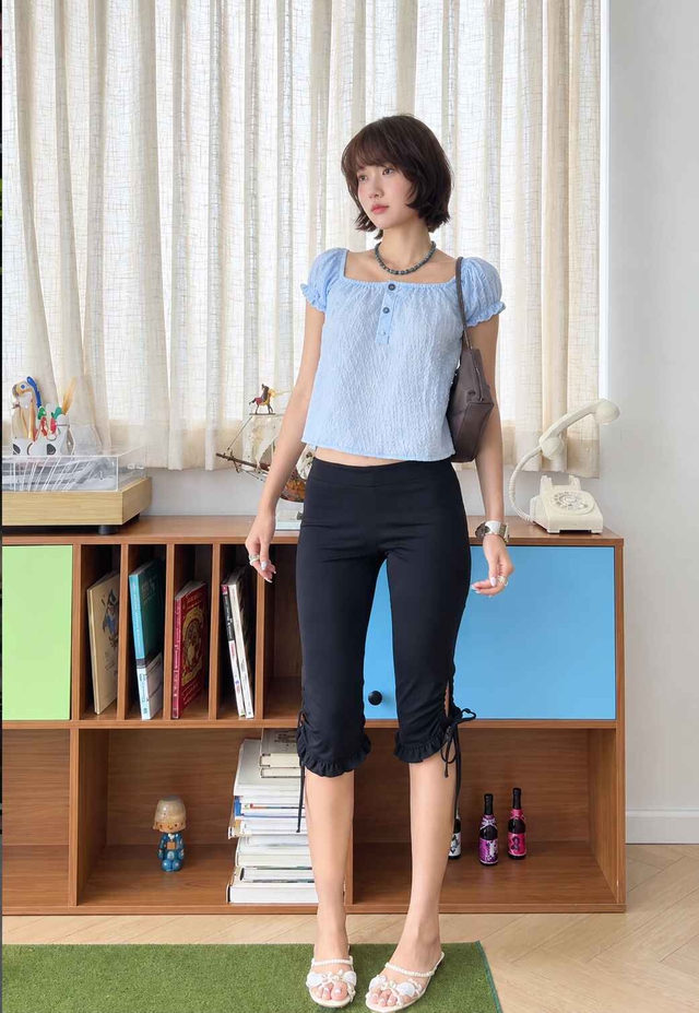 Gi&agrave;y s&aacute;ng m&agrave;u, điểm s&aacute;ng 'đắt gi&aacute;' của m&ugrave;a thu  - Ảnh 3.